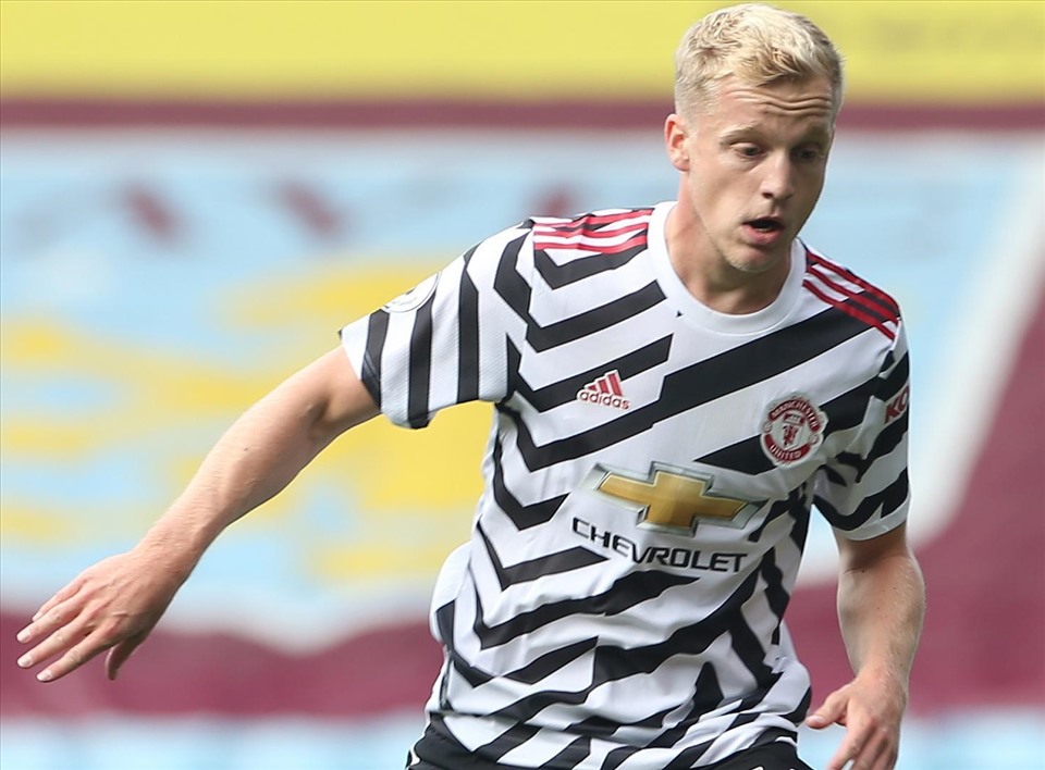 Van de Beek vừa có màn ra mắt trong trận giao hữu. Ảnh: Getty.