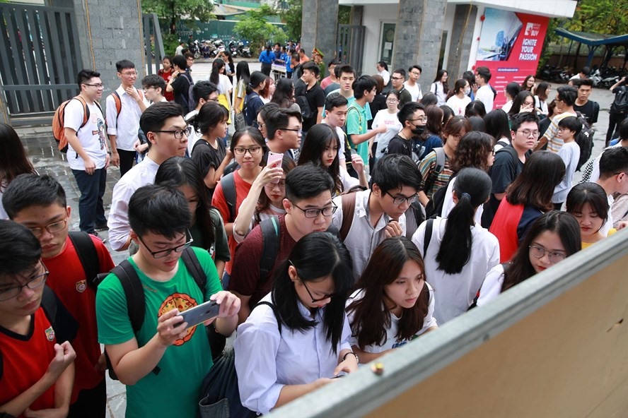 Mỗi trường Đại học đều đưa ra những quy định riêng cho phương thức xét học bạ. Ảnh: Hải Nguyễn.