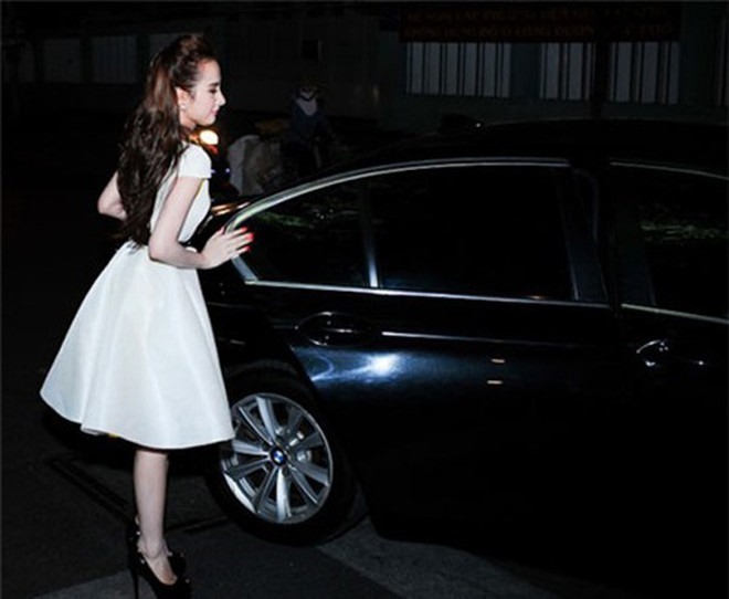 BMW 523i là xế hộp đầu tiên của Angela Phương Trinh. Ảnh: Đạt