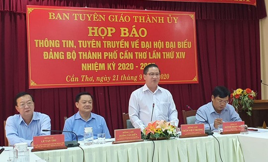 Ban Tuyên giáo Thành ủy Cần Thơ tổ chức họp báo cung cấp thông tin về công tác chuẩn bị Đại hội đại biểu Đảng bộ Thành phố nhiệm kỳ 2020-2025. Ảnh: BTG