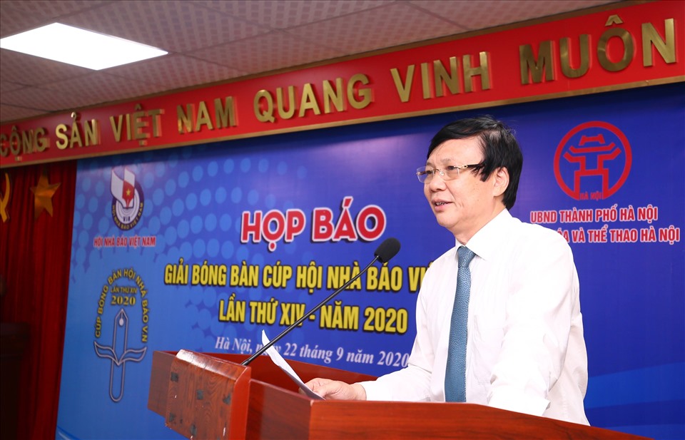 Đồng chí Hồ Quang Lơij