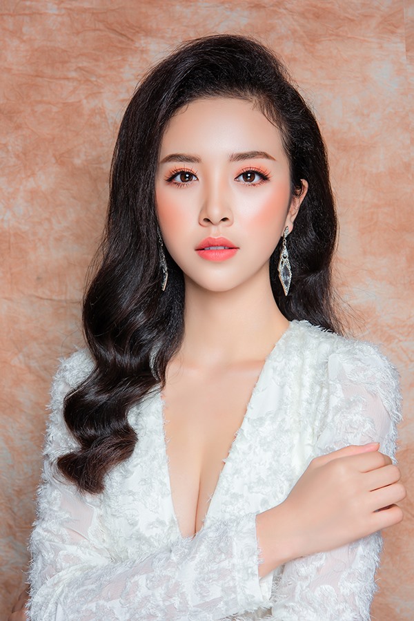 Á hậu Thuý An ngày càng xinh đẹp sau 2 năm đăng quang. Ảnh: FBNV.