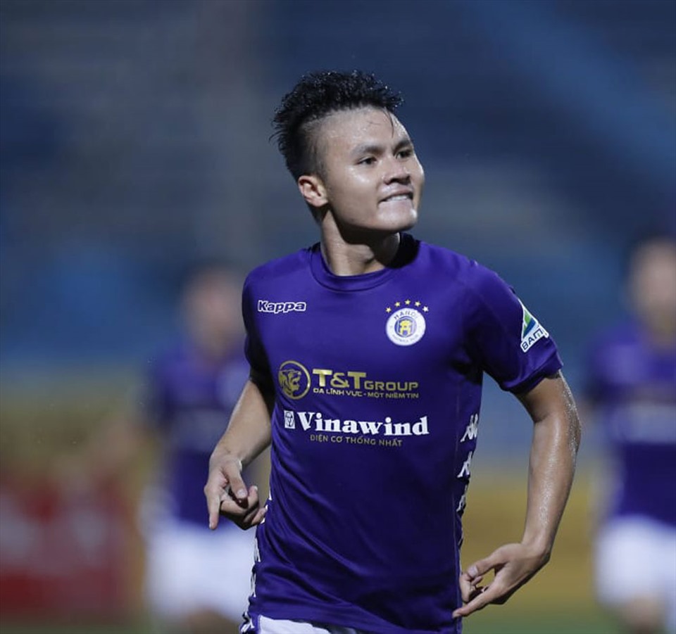 Quang Hải mang đến hy vọng lớn cho đội Hà Nội ở chặng đường còn lại của V.League 2020. Ảnh: VPF.