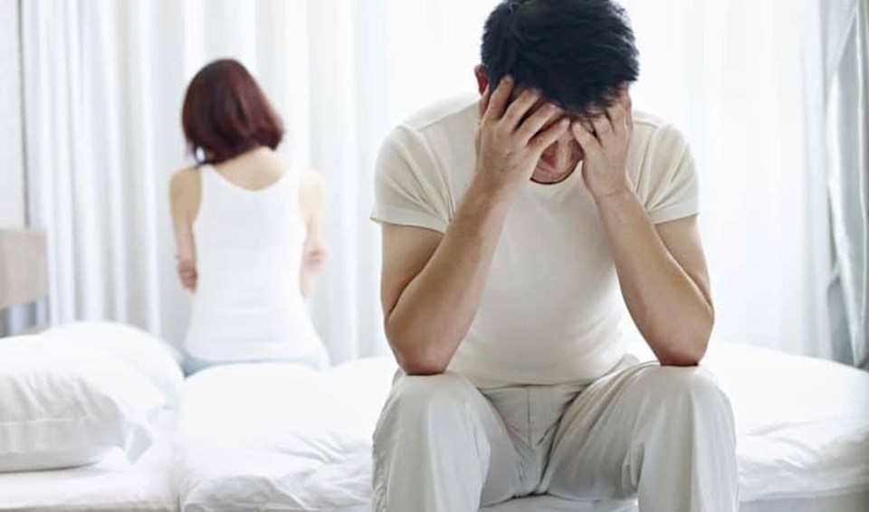 Nam giới bối rối khi khám rối loạn cương dương. Ảnh minh hoạ. Nam giới bối rối khi khám rối loạn cương dương. Ảnh minh hoạ.
