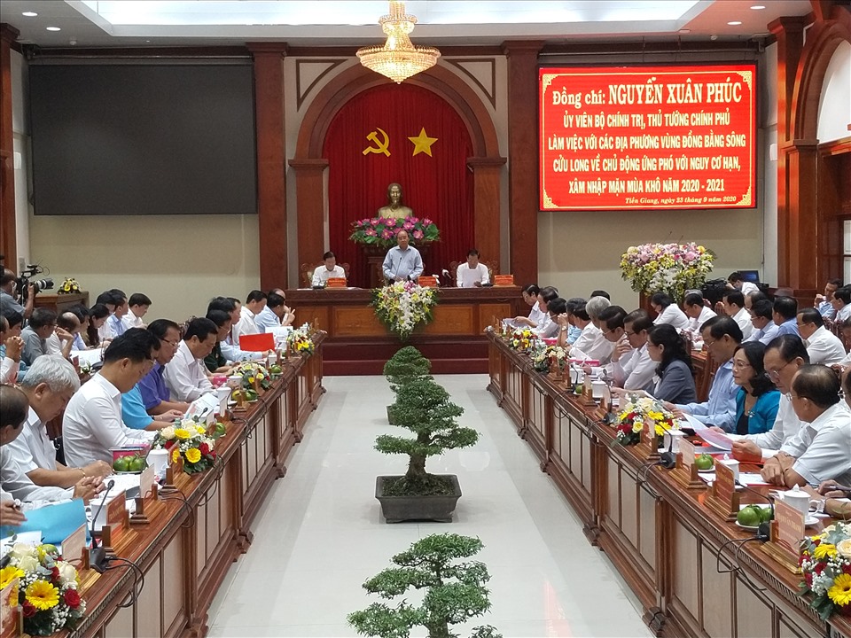 Thủ tướng phát biểu chỉ đạo. Ảnh: k.Q