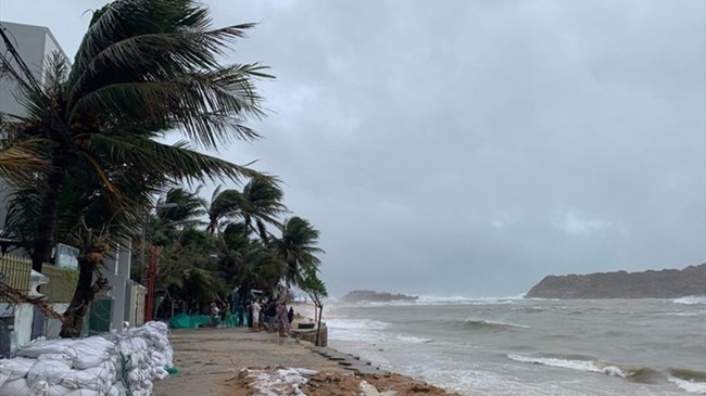 Hiện tượng La Nina khiến bão lũ nguy hiểm khó lường như thế nào?