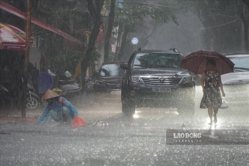 Miền Bắc sắp đón không khí lạnh gây mưa dông gió lớn diện rộng Miền Bắc sắp đón không khí lạnh gây mưa dông gió lớn diện rộng