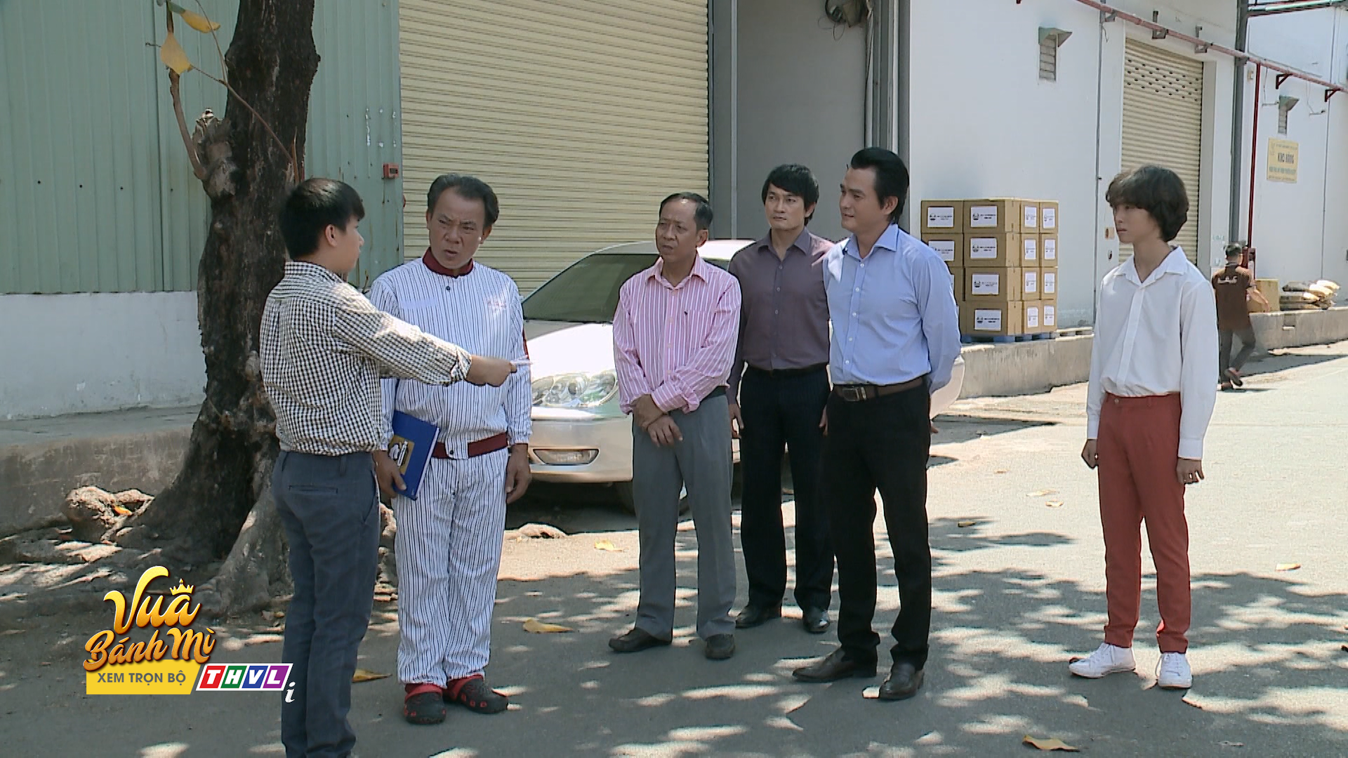 Thành Đạt dấy lên nghi ngờ về thân thế của Hữu Nguyện. Ảnh: NSX.
