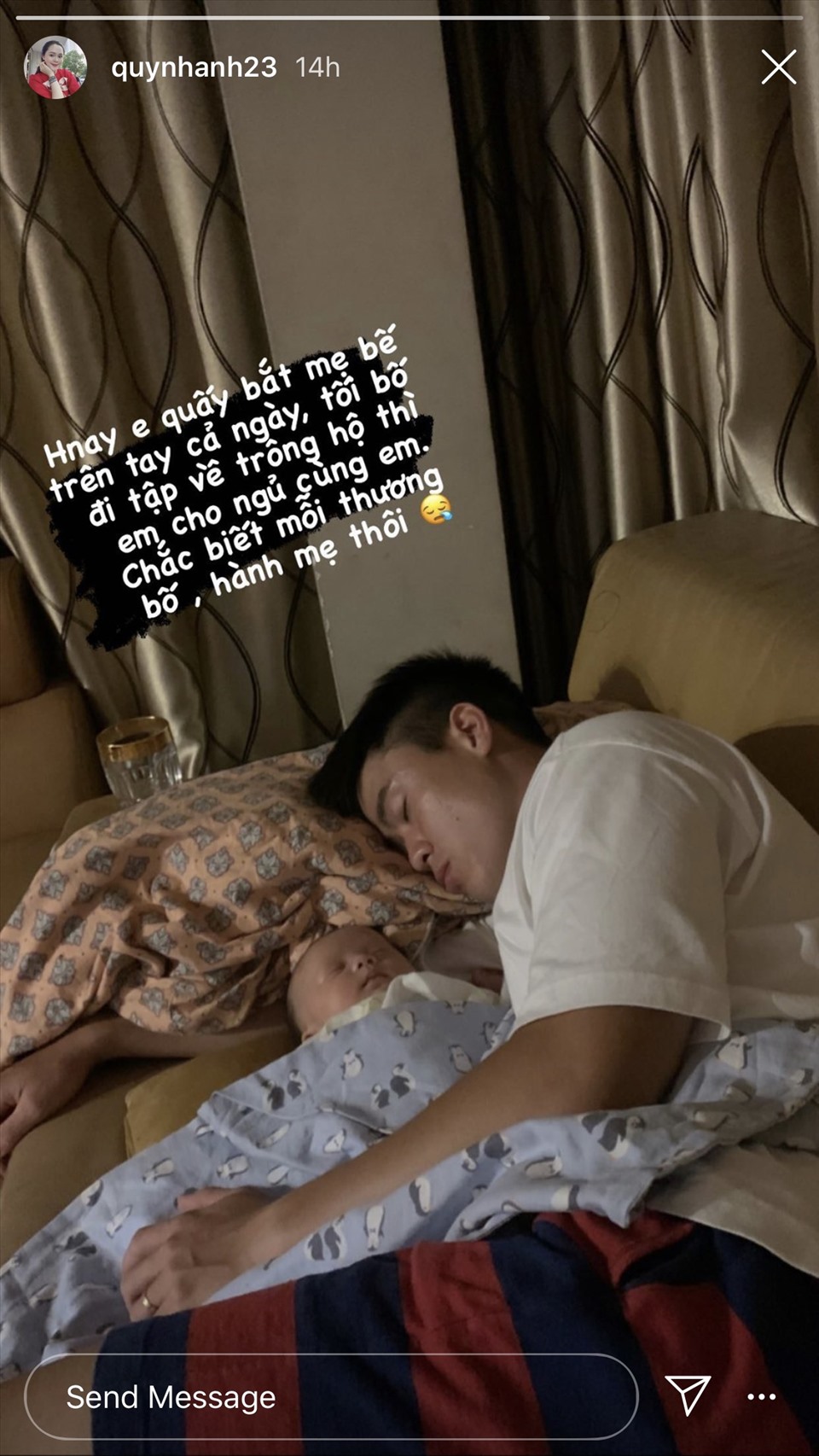Hình ảnh đáng yêu của Duy Mạnh và con trai được Quỳnh Anh chia sẻ. Ảnh: chụp màn hình