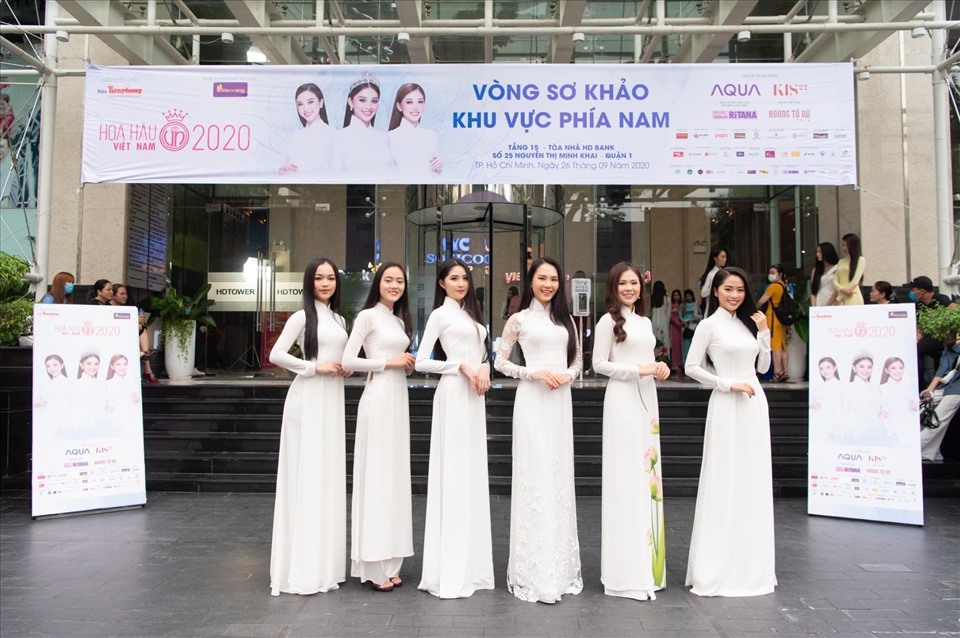 Những người đẹp tới từ khắp mọi miền Tổ quốc sẽ bay cùng hãng hàng không thế hệ mới trong suốt hành trình của cuộc thi. Ảnh TT