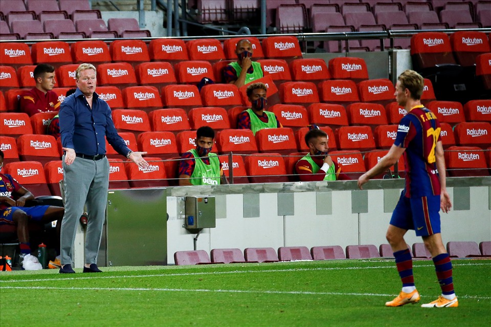 Cuộc cách mạng nhân sự ở Barca không được thực hiện như ý muốn của Ronald Koeman. Ảnh: Getty Images