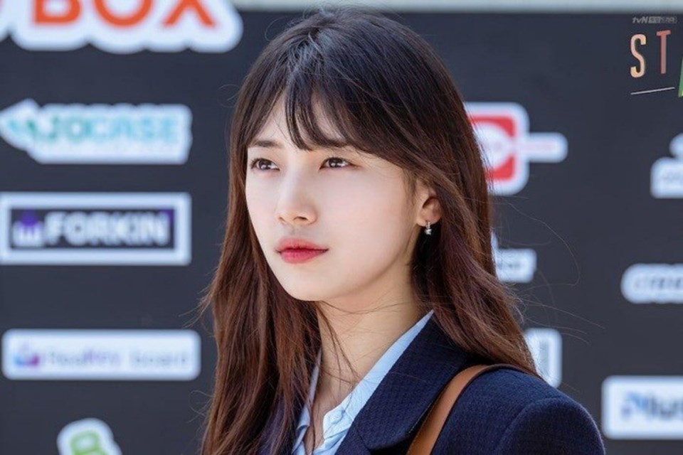 Suzy vào vai Seo Dal Mi trong phim đề tài khởi nghiệp - "Start-up". Ảnh chụp màn hình. Suzy vào vai Seo Dal Mi trong phim đề tài khởi nghiệp - "Start-up". Ảnh chụp màn hình.