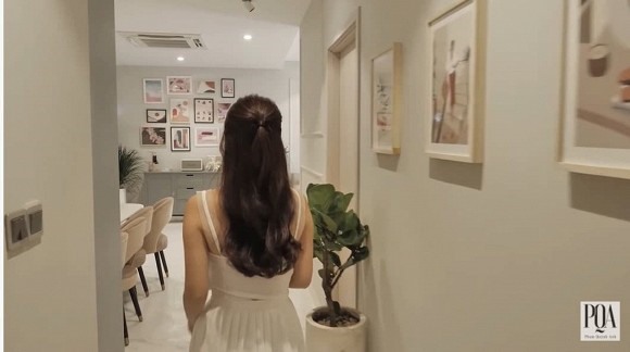 Một góc khách của căn hộ. Ảnh: Cắt Clip, NSCC