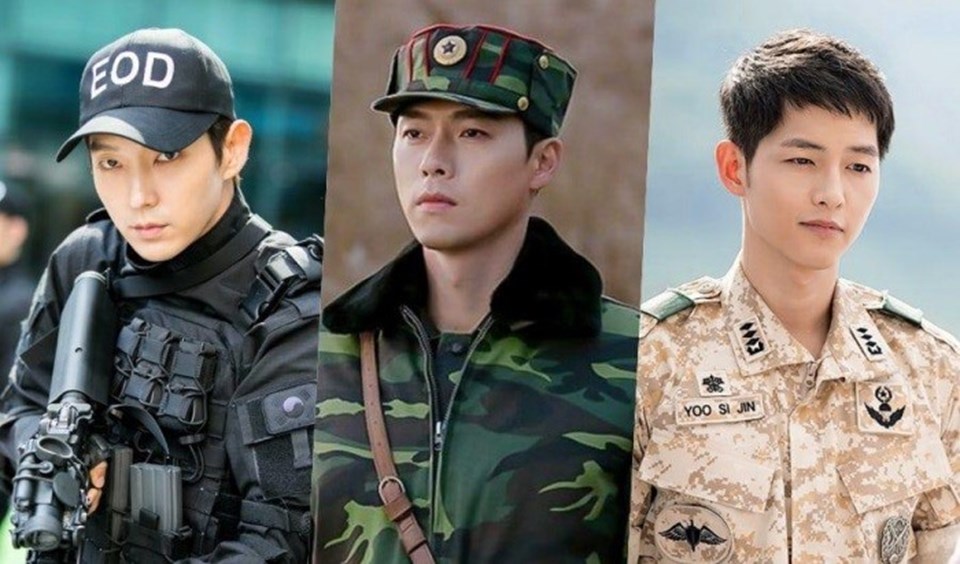 Hyun Bin, Song Joong Ki, Lee Joon Gi điển trai, nam tính trong bộ quân phục. Ảnh chụp màn hình. Hyun Bin, Song Joong Ki, Lee Joon Gi điển trai, nam tính trong bộ quân phục. Ảnh chụp màn hình.