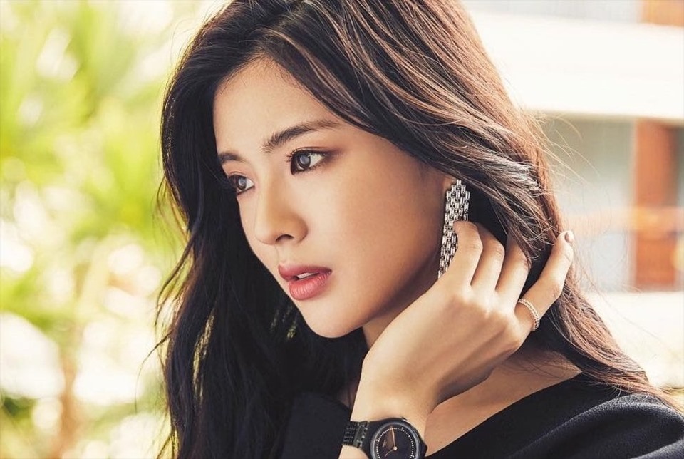Lee Sun Bin nổi tiếng hơn nhờ đóng phim và hẹn hò cùng Lee Kwang Soo. Ảnh chụp màn hình.