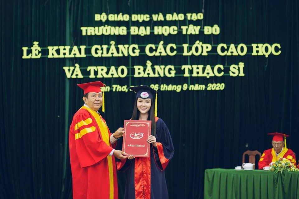 Người đẹp có dự kiến học thêm sau tốt nghiệp. Ảnh: NSCC