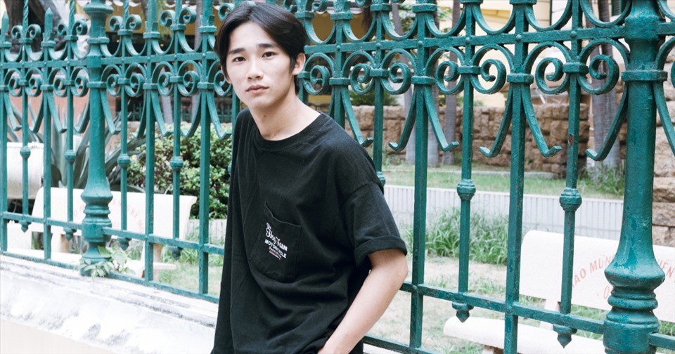 Diễn viên Anh Tú Wilson phim Ròm chia sẻ về những tranh cãi vừa qua. Ảnh: NSCC Diễn viên Anh Tú Wilson phim Ròm chia sẻ về những tranh cãi vừa qua. Ảnh: NSCC