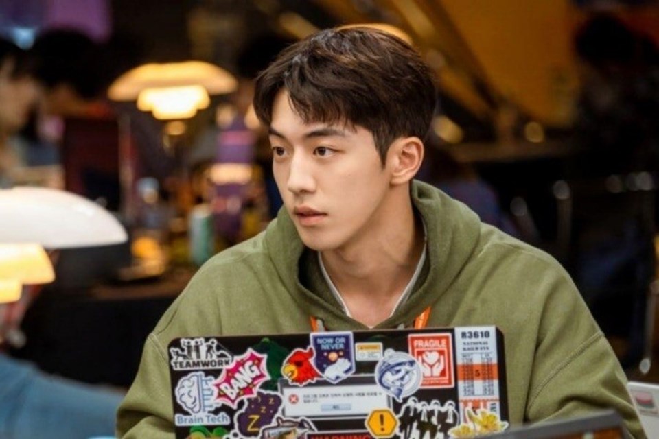 “Bạn trai màn ảnh” của Suzy hé lộ khó khăn khi đóng phim “Start-up" “Bạn trai màn ảnh” của Suzy hé lộ khó khăn khi đóng phim “Start-up"