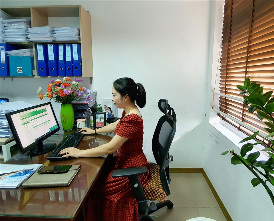 Nhờ chi lương online chị Minh đã tối ưu hóa thời gian lao động của mình