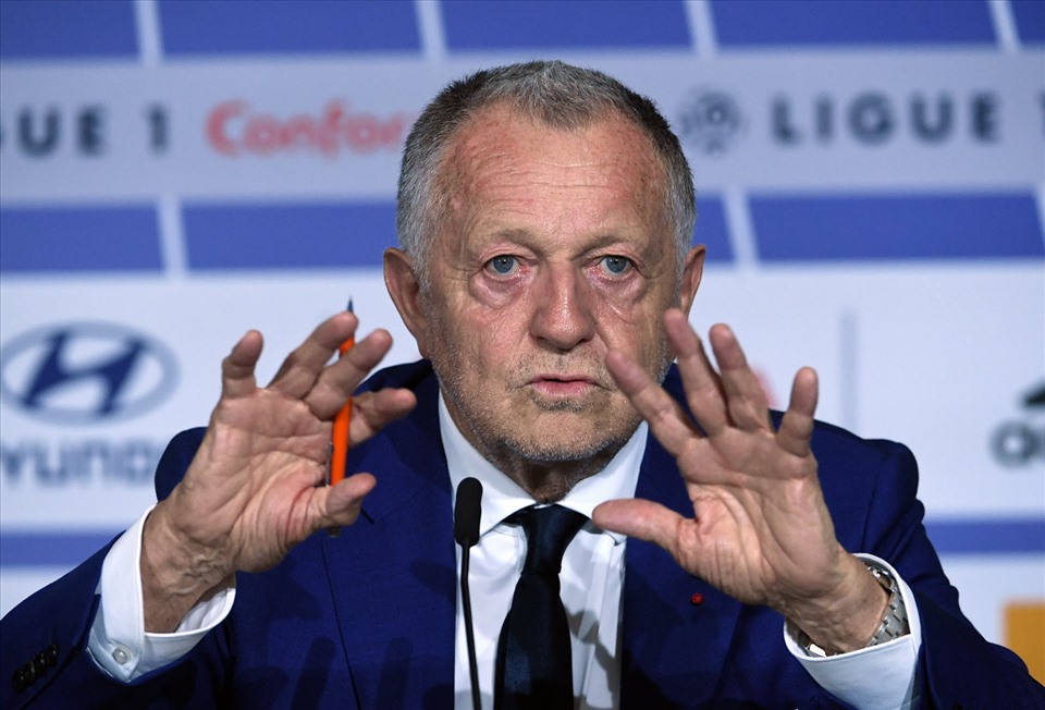 Chủ tịch Jean-Michel Aulas của Lyon cho Arsenal thời hạn đến thứ Sáu để chốt thương vụ Aouar. Ảnh: Le Progres