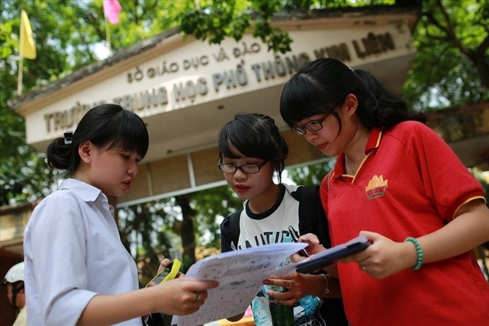 Thí sinh đăng ký vào trường Đại học Quốc gia Hà Nội sẽ nhập học trực tuyến. Ảnh: Hải Nguyễn Thí sinh đăng ký vào trường Đại học Quốc gia Hà Nội sẽ nhập học trực tuyến. Ảnh: Hải Nguyễn