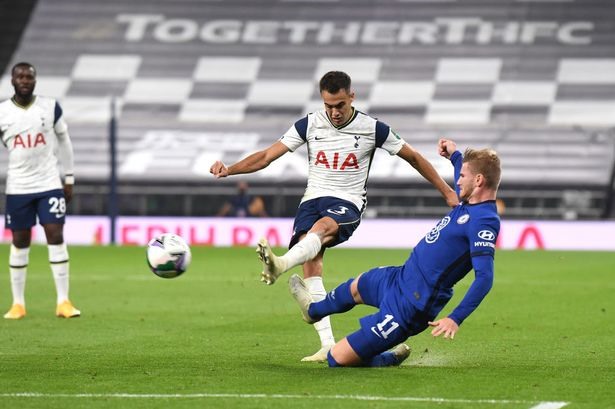 Reguilon chơi rất ấn tượng trước Chelsea. Ảnh: Getty