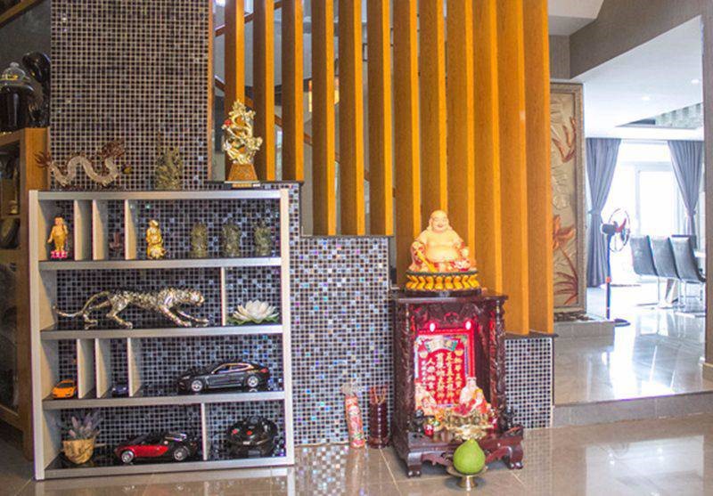 Khu trưng bày các giải thưởng, vật phong thủy. Ảnh: NSCC