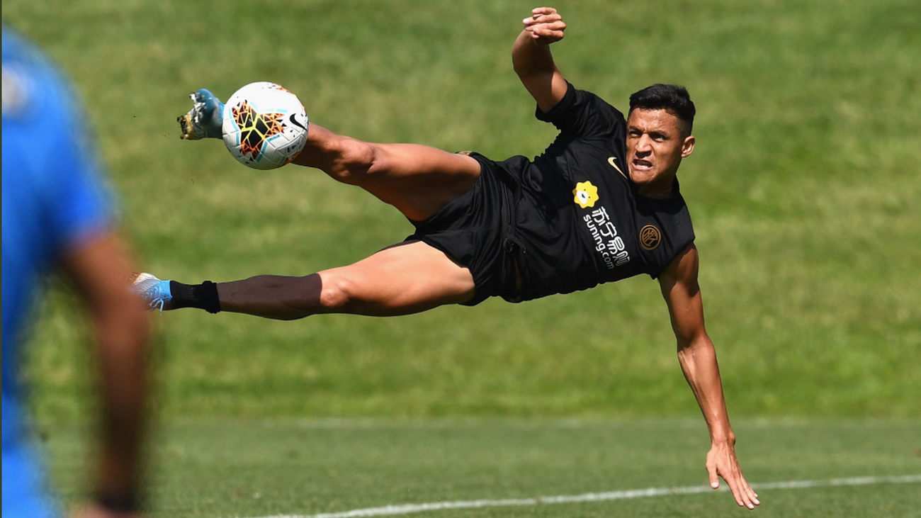 Sang Inter, Alexis được trọng dụng nhiều hơn. Ảnh: Getty Images