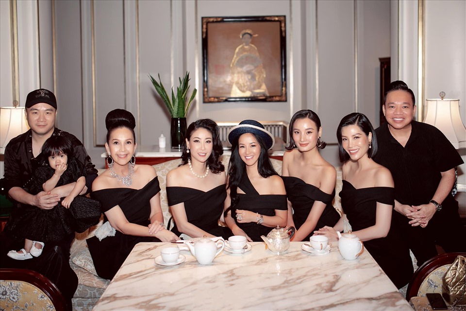 Tiệc trà chiều với Diva Hồng Nhung có sự góp mặt của các mỹ nhân Hà Kiều Anh, Lê Thuý, Ảnh: Linh Phạm, Tiên Nguyễn, Bảo Trần.