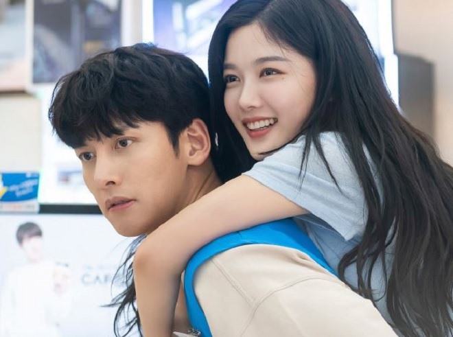 Phim của Ji Chang Wook gây sốt. Ảnh: Cắt phim