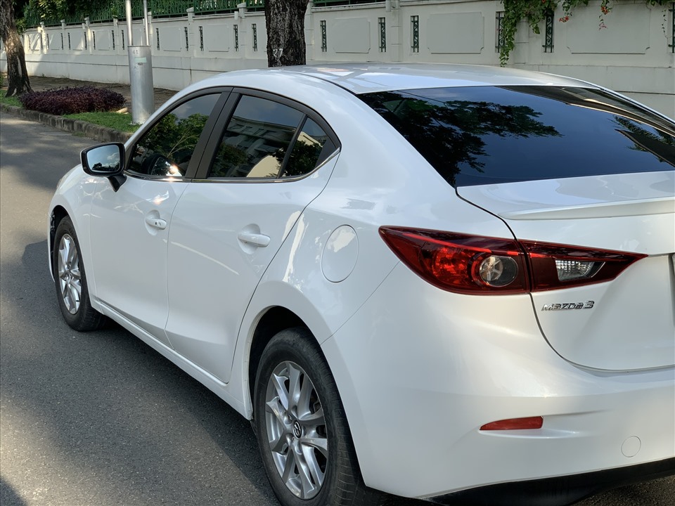 Mazda 3 cũng giảm tới gần 70 triệu đồng. Ảnh: Khánh Linh.