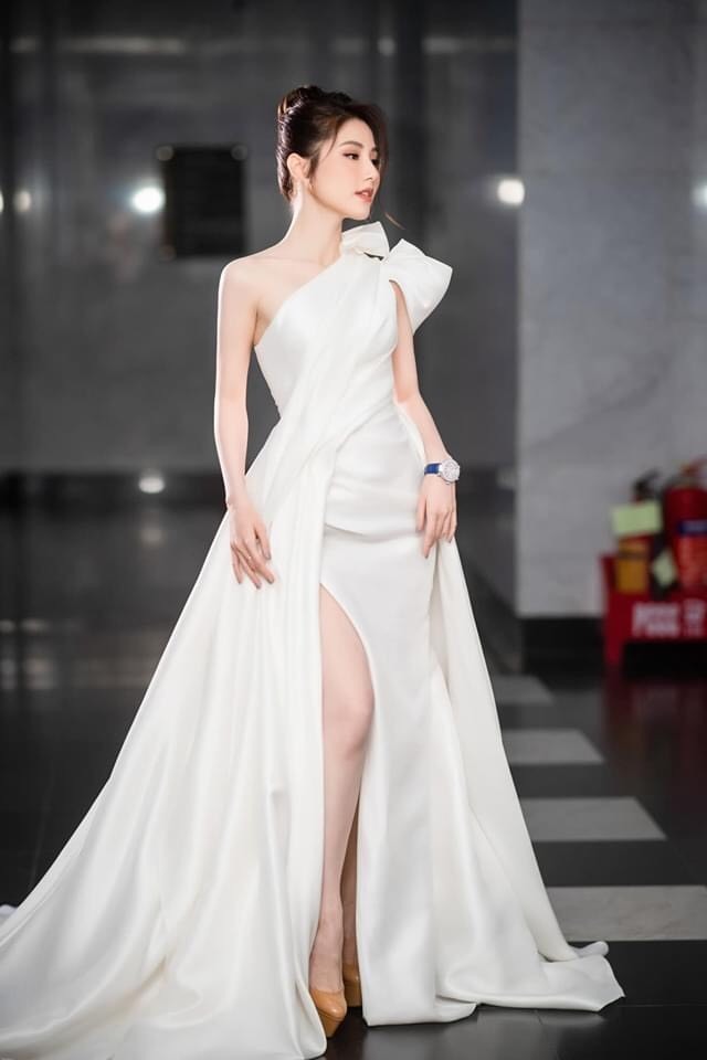 Nhan sắc ngọt ngào của nữ diễn viên. Ảnh: NSCC