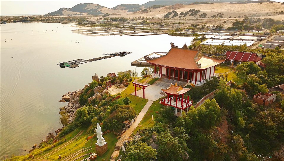 Một góc khu kinh tế Vân Phong- Khánh Hòa. Ảnh: Đình Lâm