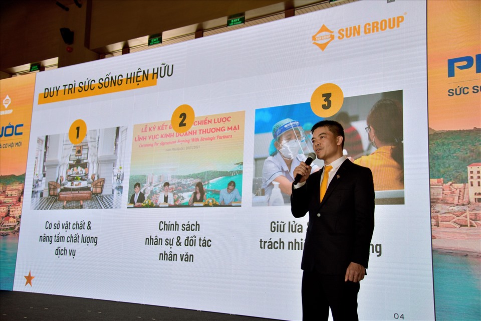 Nhiều diễn giả cũng chia sẻ nhiều giải pháp nhằm giúp du lịch Phú Quốc có sự chuẩn bị đầy đủ, chất lượng để nắm bắt cơ hội, thích ứng linh hoạt, trở thành một trong những “mồi lửa” nhạy bén hâm nóng thị trường du lịch Việt Nam. Ảnh: BTC