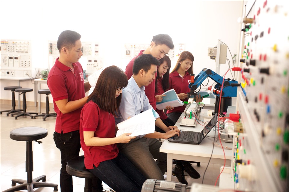 Nhiều điểm mới trong tuyển sinh đại học 2021 tại Đại học Duy Tân 2