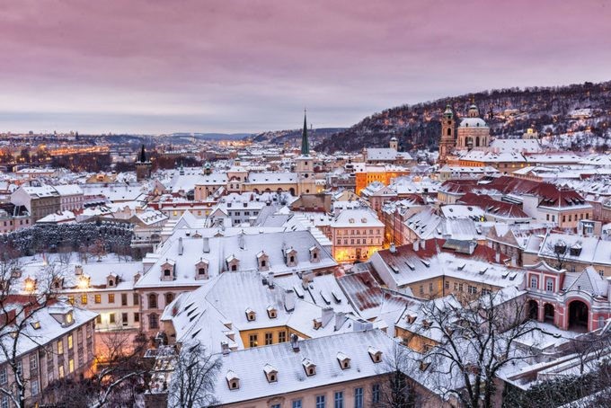 Vào mùa đông Prague như một thành phố cổ tích: Northern Hikes