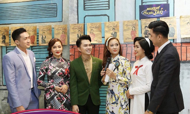 Mỗi ca sĩ tham gia vào chương trình là một “người kể chuyện tình” để kể lại các câu chuyện có thật xoay quanh hoàn cảnh sáng tác của mỗi tác phẩm, 6 ca khúc qua 6 giọng ca sẽ tạo thành một cuốn phim ngắn về cuộc đời của nhạc sĩ đó. Các ca sĩ tham gia vào chương trình không chỉ hát mà còn diễn xuất khi hoá thân vào các nhân vật trong những câu chuyện ấy.