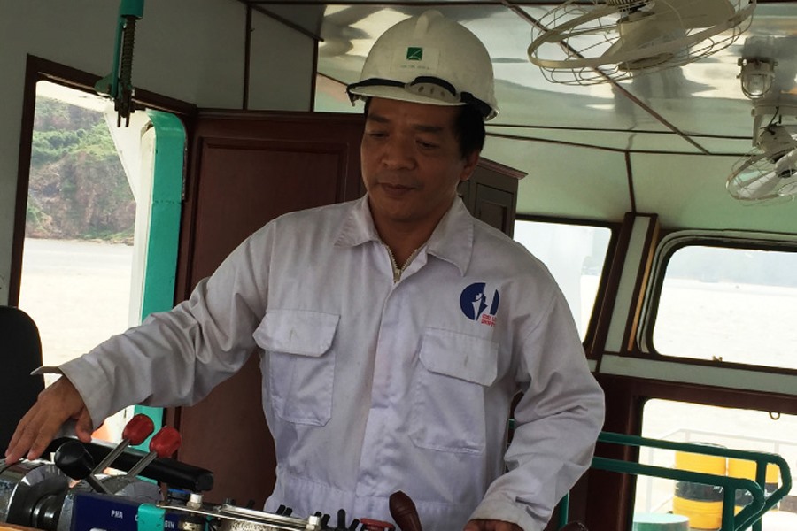 Thuyền trưởng Lê Trung Tình. Ảnh: X.N