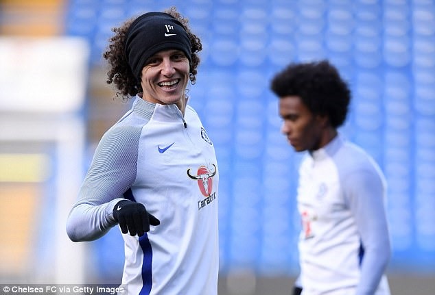 Luiz sẽ trở lại vào tối nay trong trận đến làm khách trên sân The Hawthrones của West Brom. Ảnh: Getty.