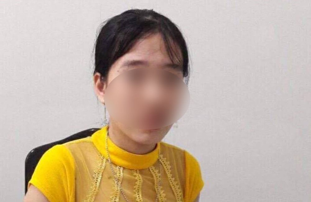 Bảo mẫu Quỳnh tại cơ quan công an. Ảnh: Công an cung cấp