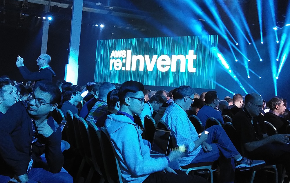 Mỗi phiên thuyết trình chính (keynote) có hàng ngàn người tham dự. Họ đến từ khắp nơi trên thế giới (ảnh: THT).