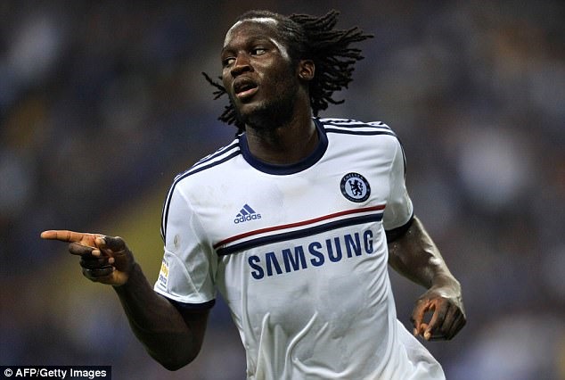 Lukaku từng khoác áo Chelsea 2 lần trước khi chuyển tới Everton và giờ là Manchester United. Ảnh: Getty.