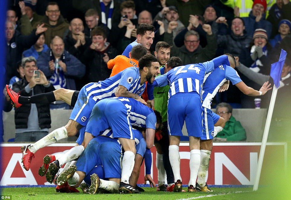 Brighton dù chơi tương đối ổn trong dịp Boxing Day nhưng sẽ chạm trán Chelsea tại Stamford Bridge vào ngày mai. Ảnh: PA.