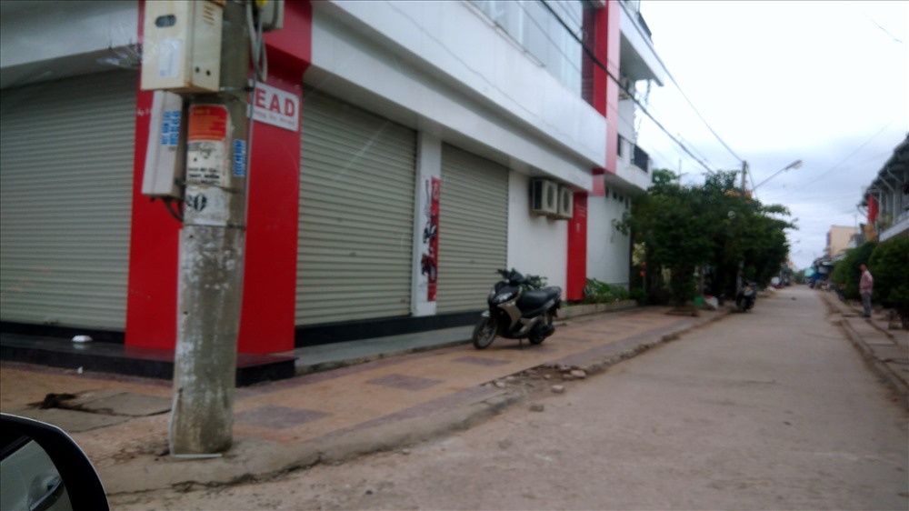 Cửa hàng mô tô lớn nhất Gành Hào cũng đóng cửa