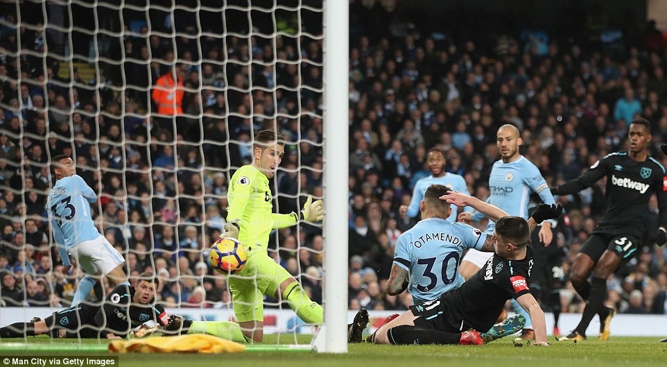 Bàn gỡ hòa 1-1 của Man City. Ảnh: Getty Images.