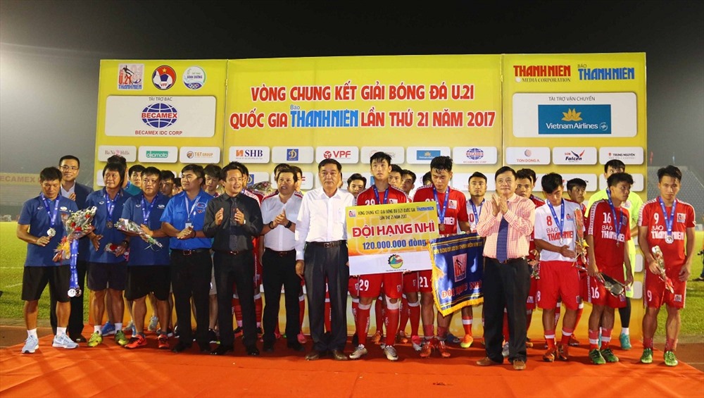 Hạng nhì thuộc về Viettel. Ảnh: Đ.T