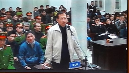 Bị cáo Phùng Đình Thực. Ảnh Cao Nguyên