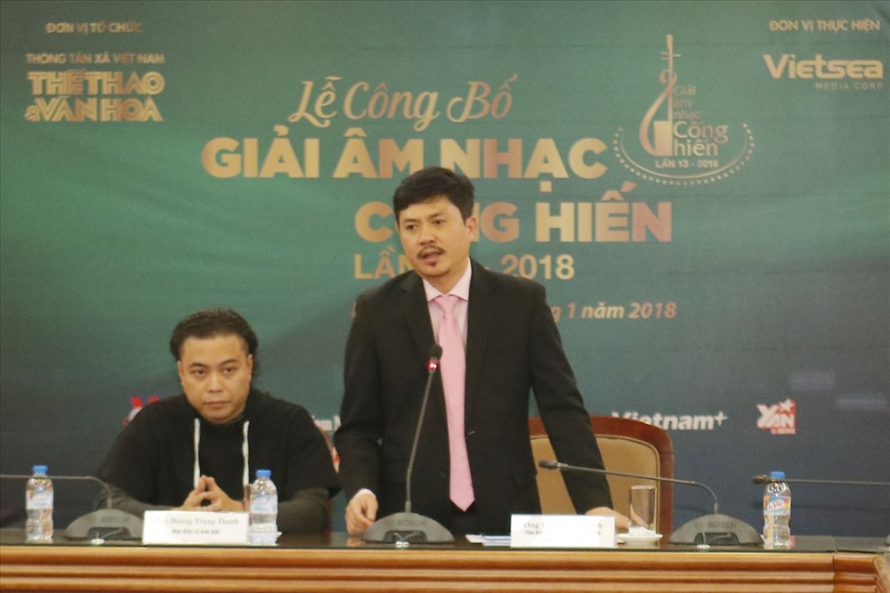 Ban tổ chức giải Âm nhạc Cống hiến trao đổi với báo chí. Ảnh: BTC
