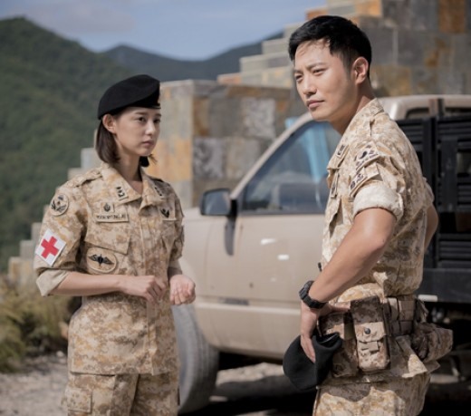 Bộ đôi Kim Ji Won và Jin Goo được yêu thích không kém gì nhân vật chính