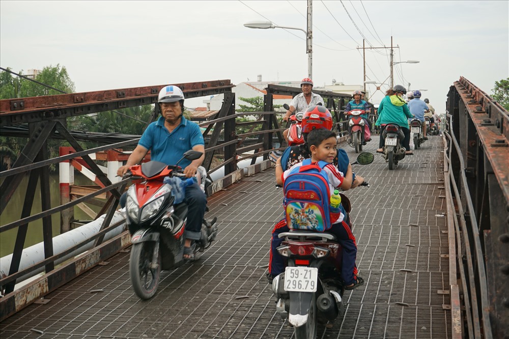 Cầu Long Kiển lúc chưa sập